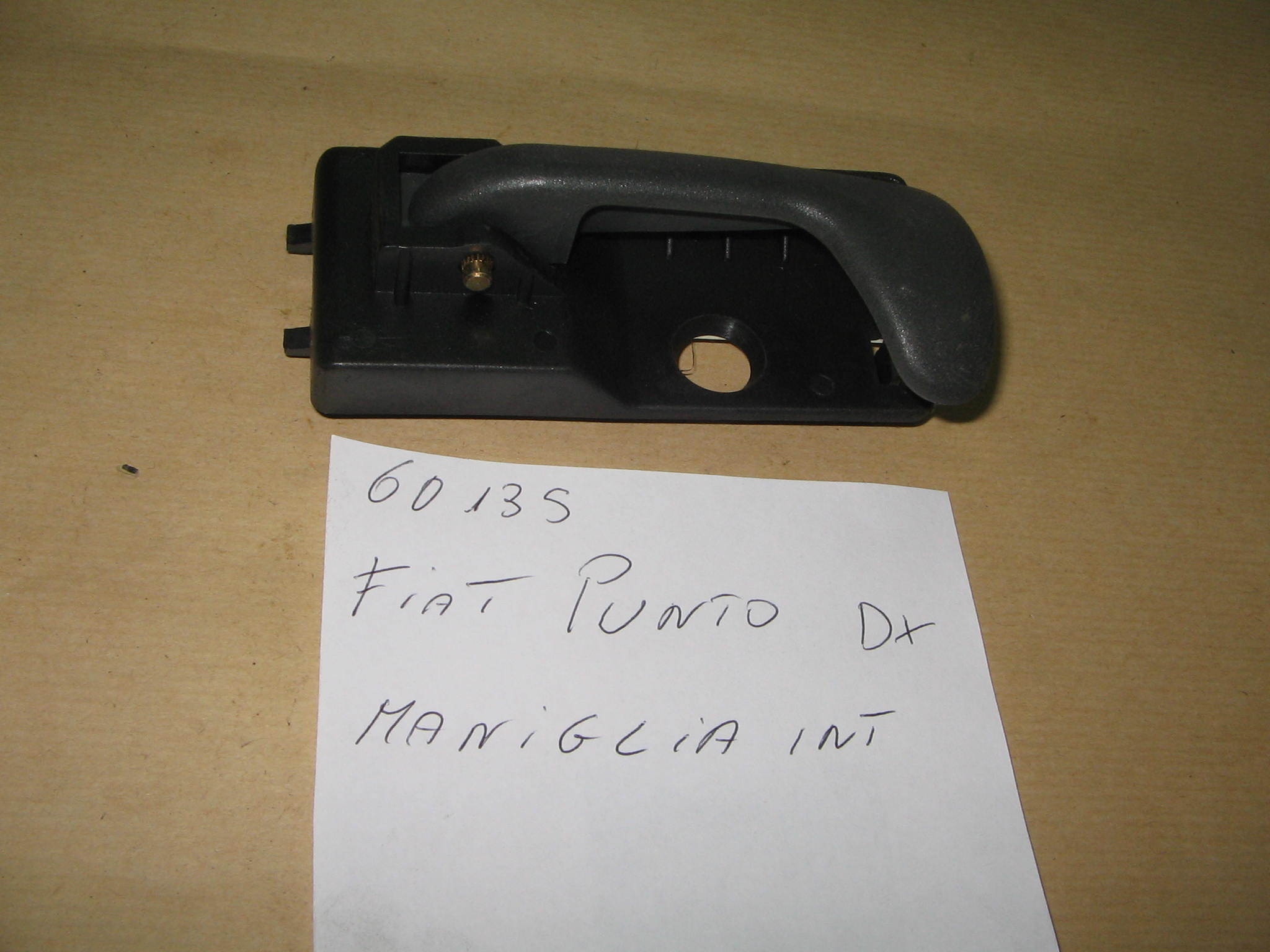 MANIGLIA N. 20719